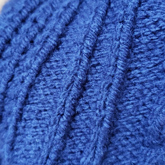 Winter sweater - Picture 4 of 6